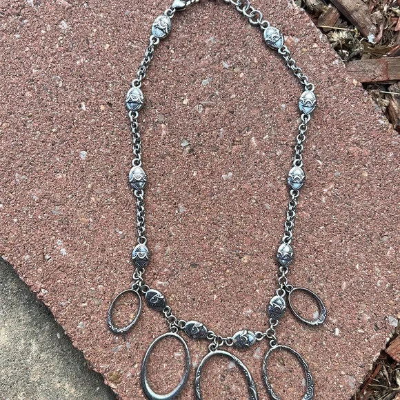 Brighton Retired Silver Etched 18” Loop Necklace - Picture 4 of 8